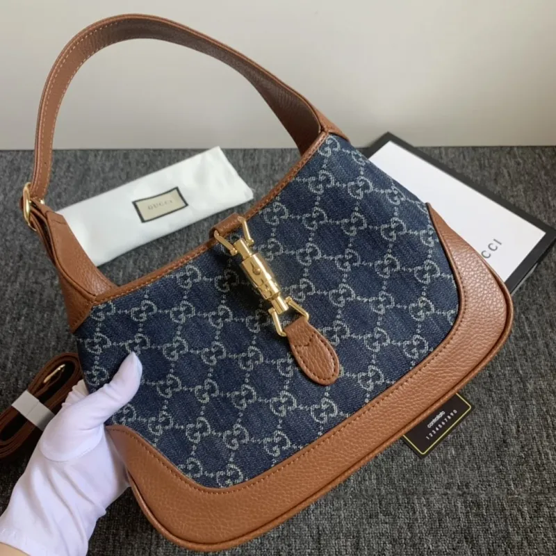 Alternative view of Gucci Top Handle Bags-601