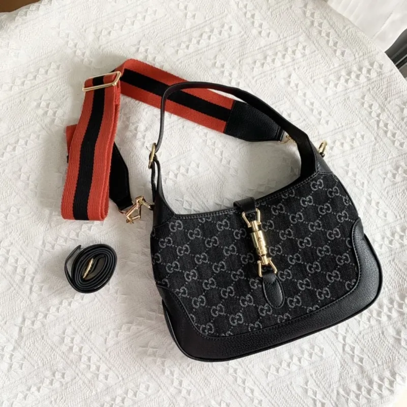 Alternative view of Gucci Top Handle Bags-605