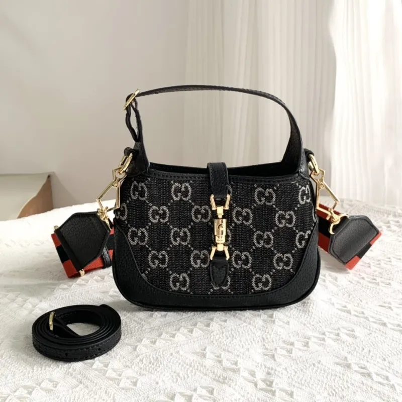 Gucci Top Handle Bags-606