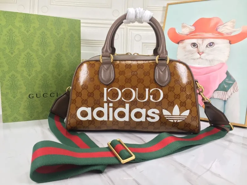 Alternative view of Gucci Top Handle Bags-615