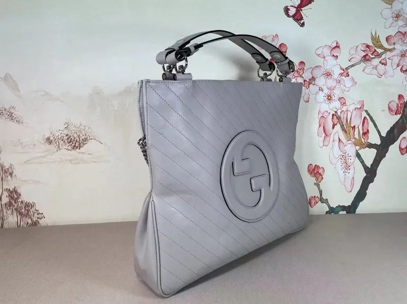 Alternative view of Gucci Top Handle Bags-647