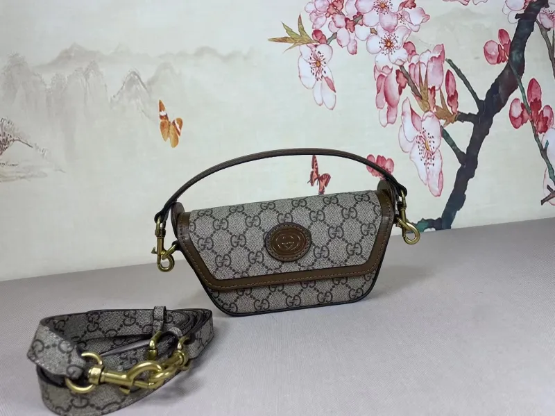 Gucci Top Handle Bags-656