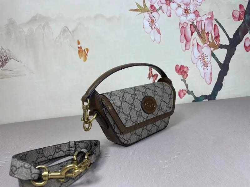 Alternative view of Gucci Top Handle Bags-656