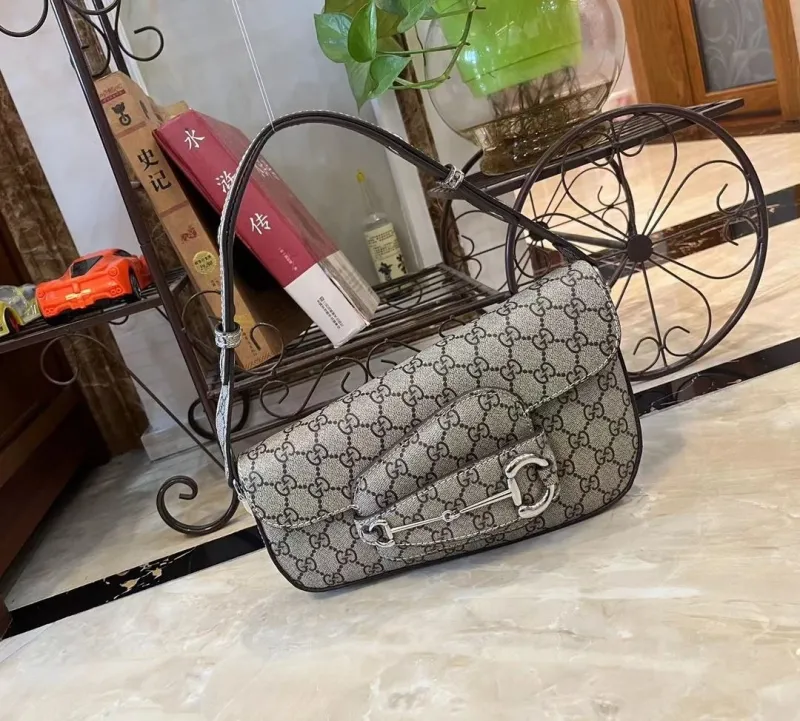 Gucci Top Handle Bags-659