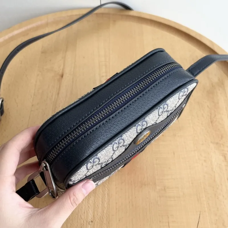 Gucci Travel Bags-1 - Image 4