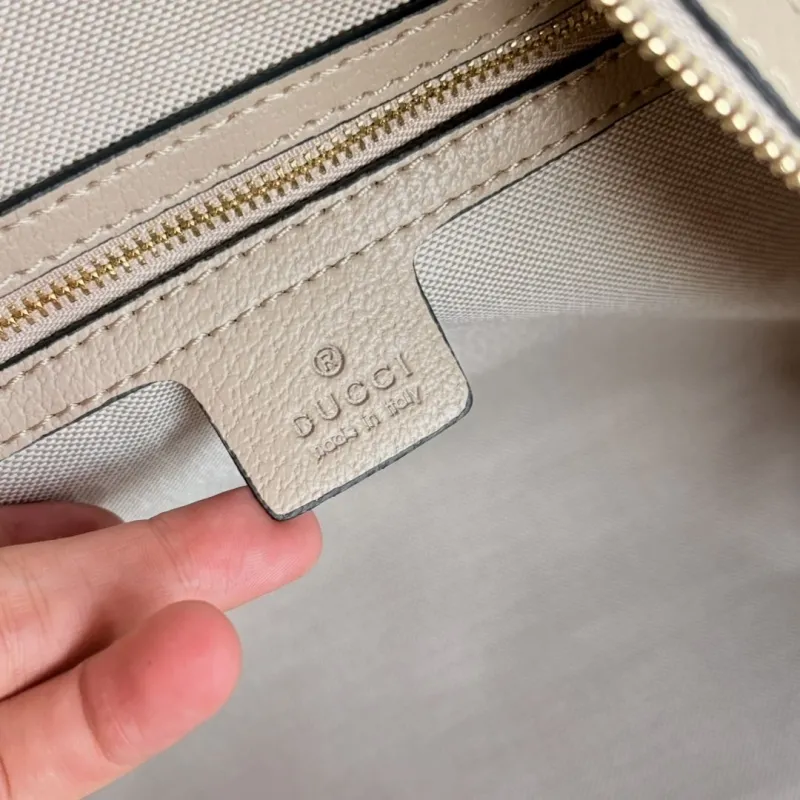 Gucci Travel Bags-5 - Image 8