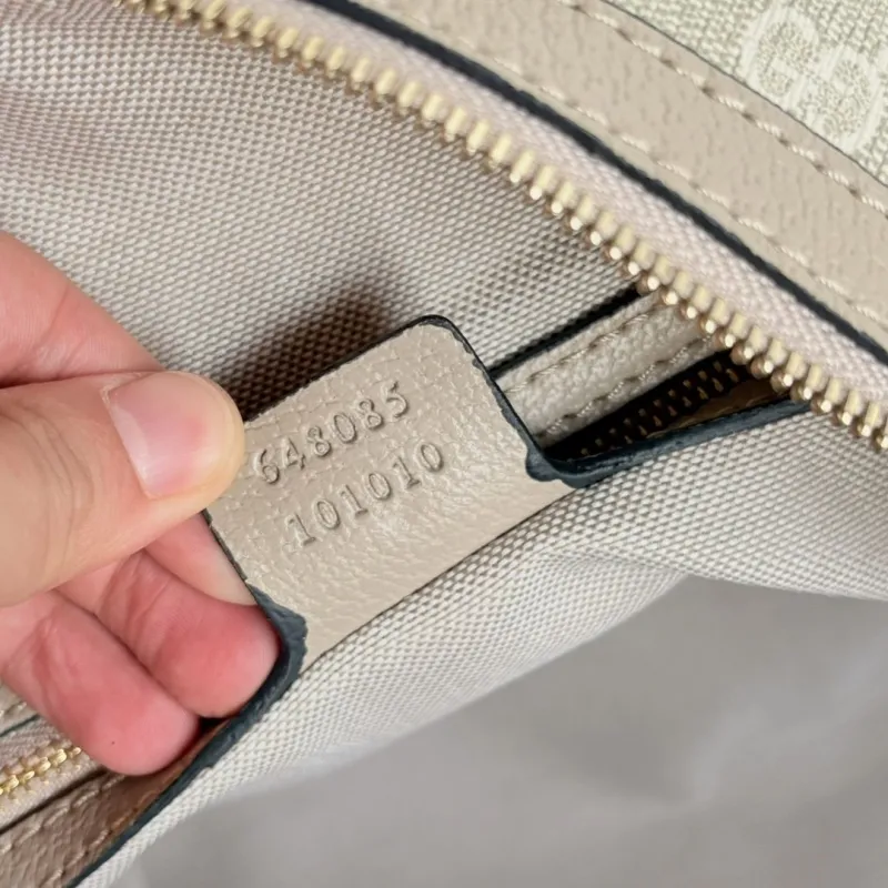 Gucci Travel Bags-5 - Image 9