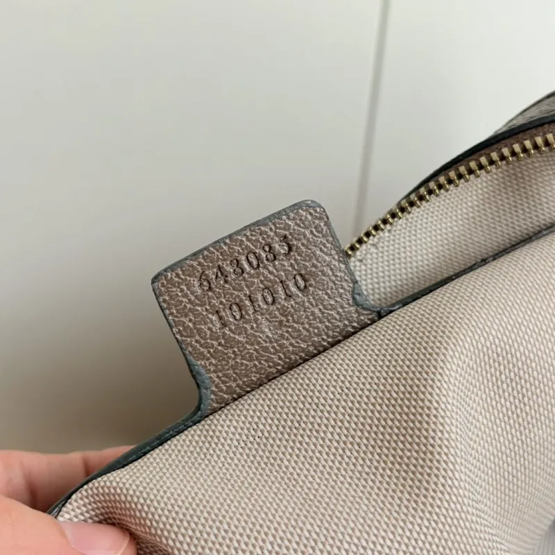 Gucci Travel Bags-7 - Image 9