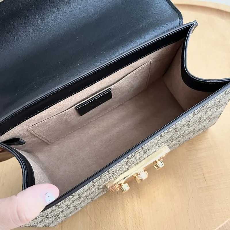 Gucci Travel Bags-16 - Image 7