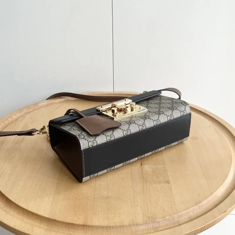 Gucci Travel Bags-17 - Image 4