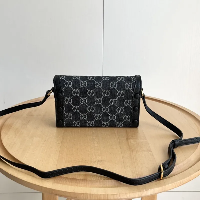 Gucci Travel Bags-33 - Image 4