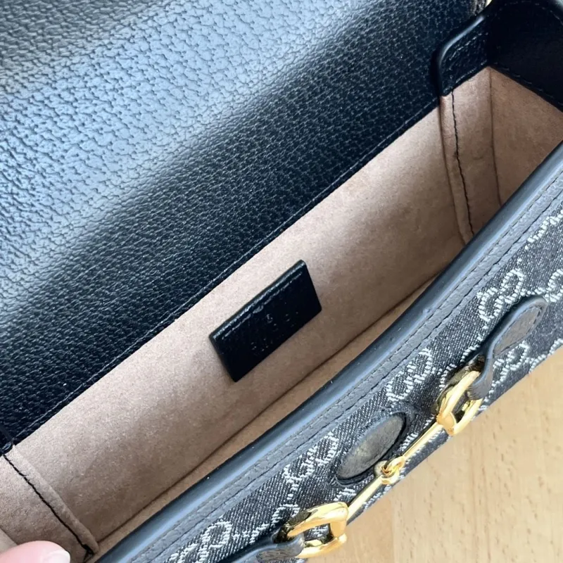 Gucci Travel Bags-33 - Image 7