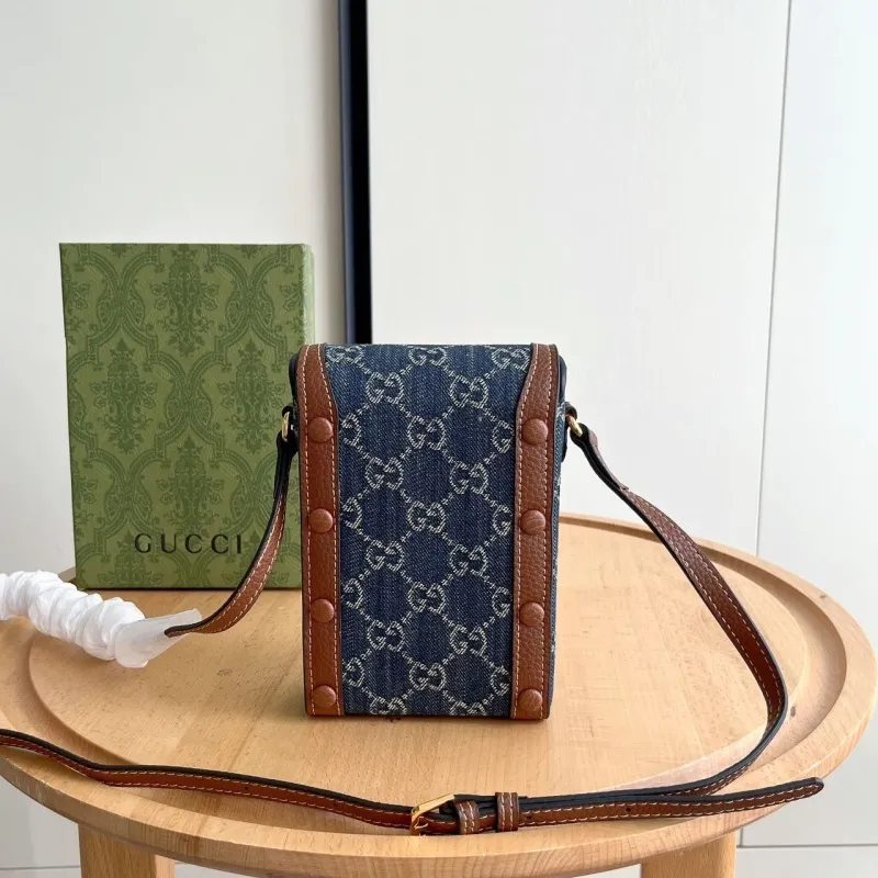 Gucci Travel Bags-43 - Image 3