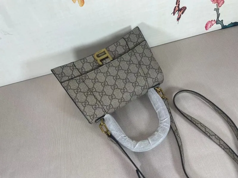 Gucci Waist & Chest Packs-87 - Image 4