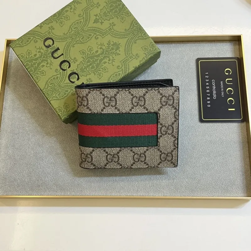 Gucci Wallets & Purse-6