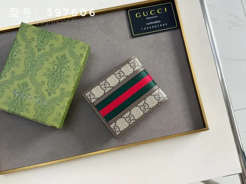 Alternative view of Gucci Wallets & Purse-14