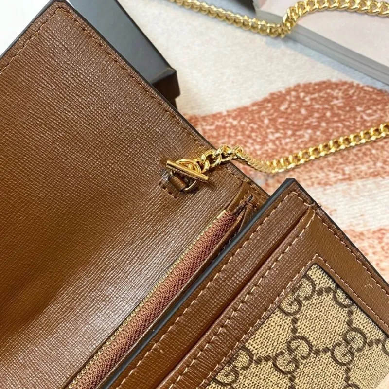 Gucci Wallets & Purse-25 - Image 9