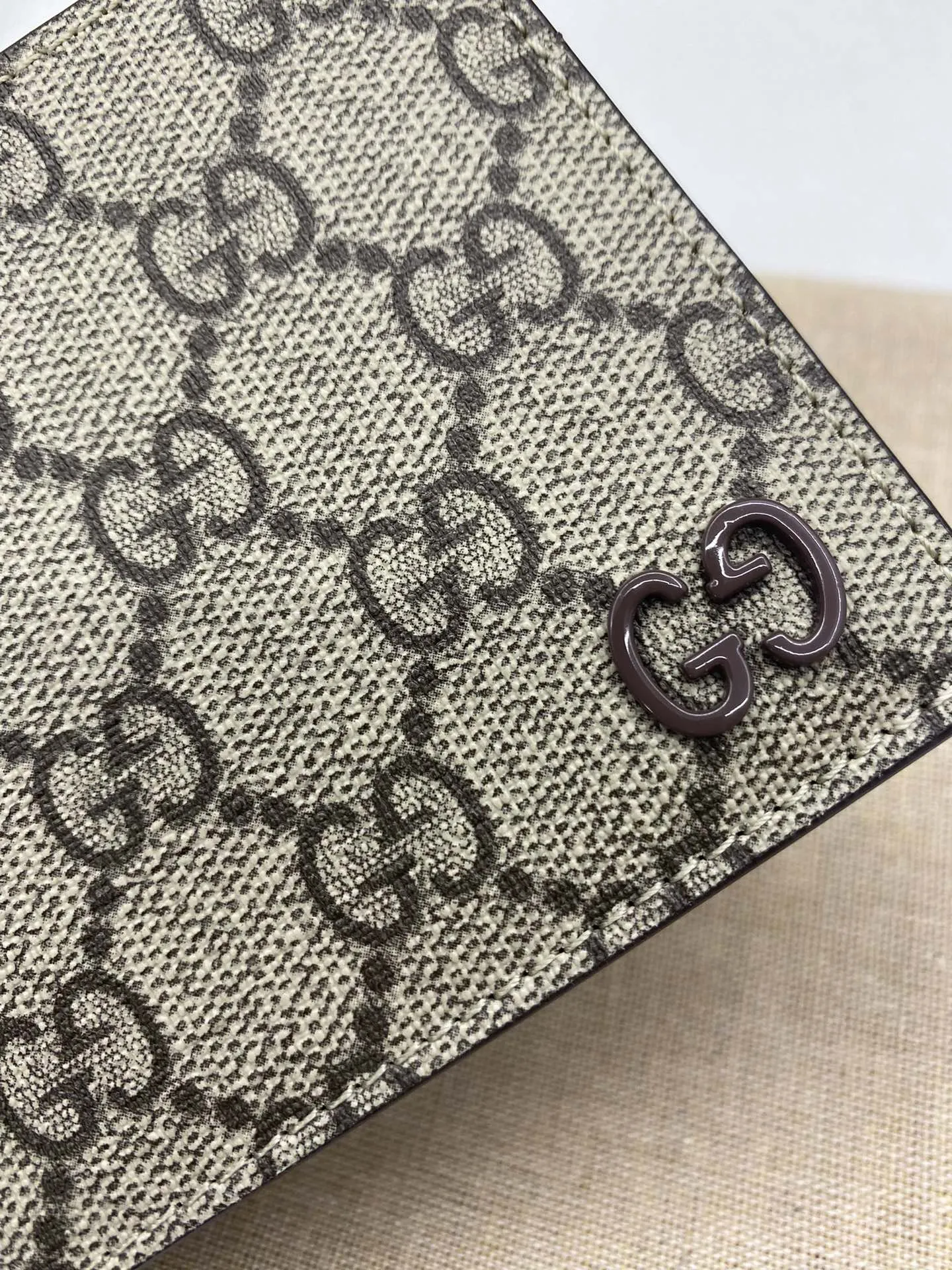Gucci Wallets & Purse-26 - Image 4
