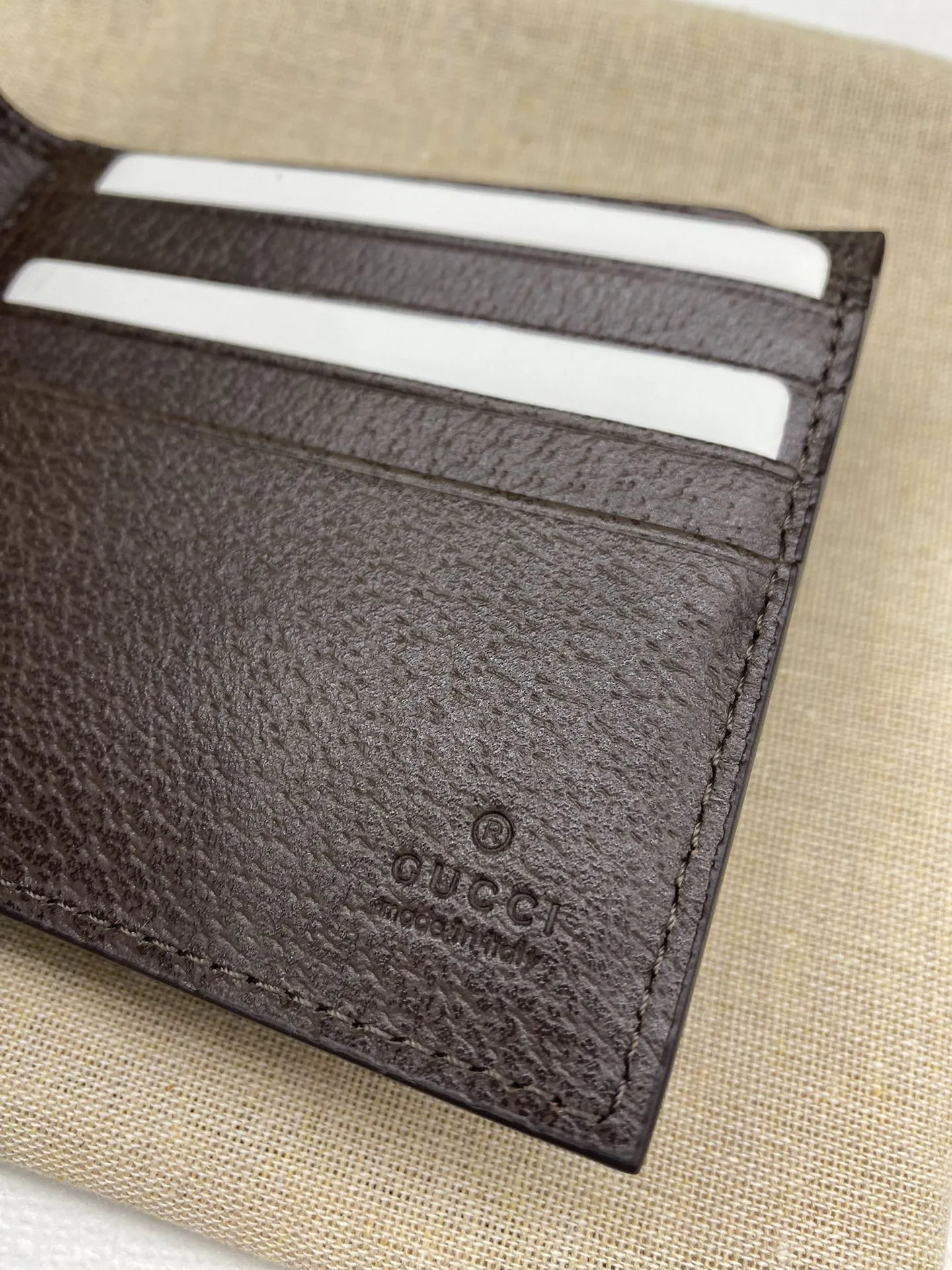 Gucci Wallets & Purse-26 - Image 8