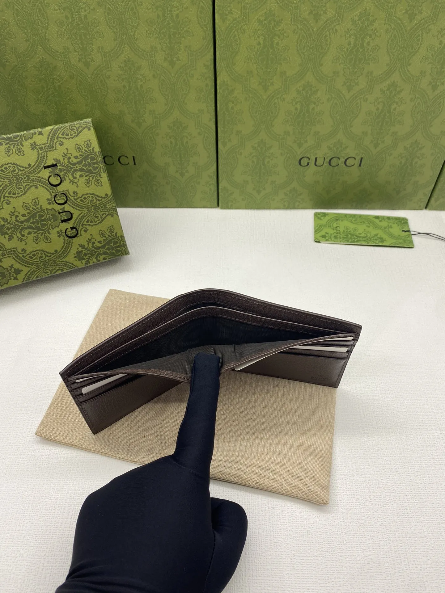 Gucci Wallets & Purse-26 - Image 9