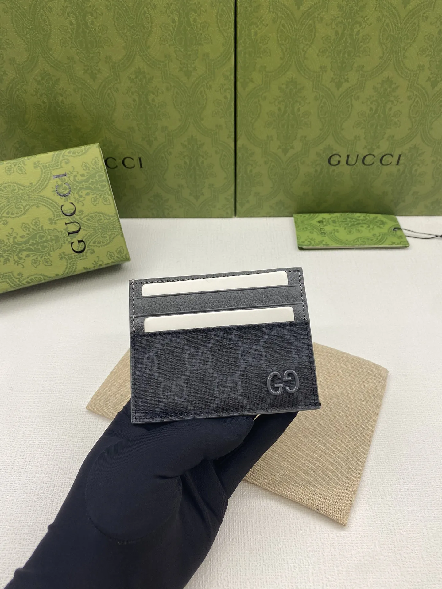 Gucci Wallets & Purse-28 - Image 4