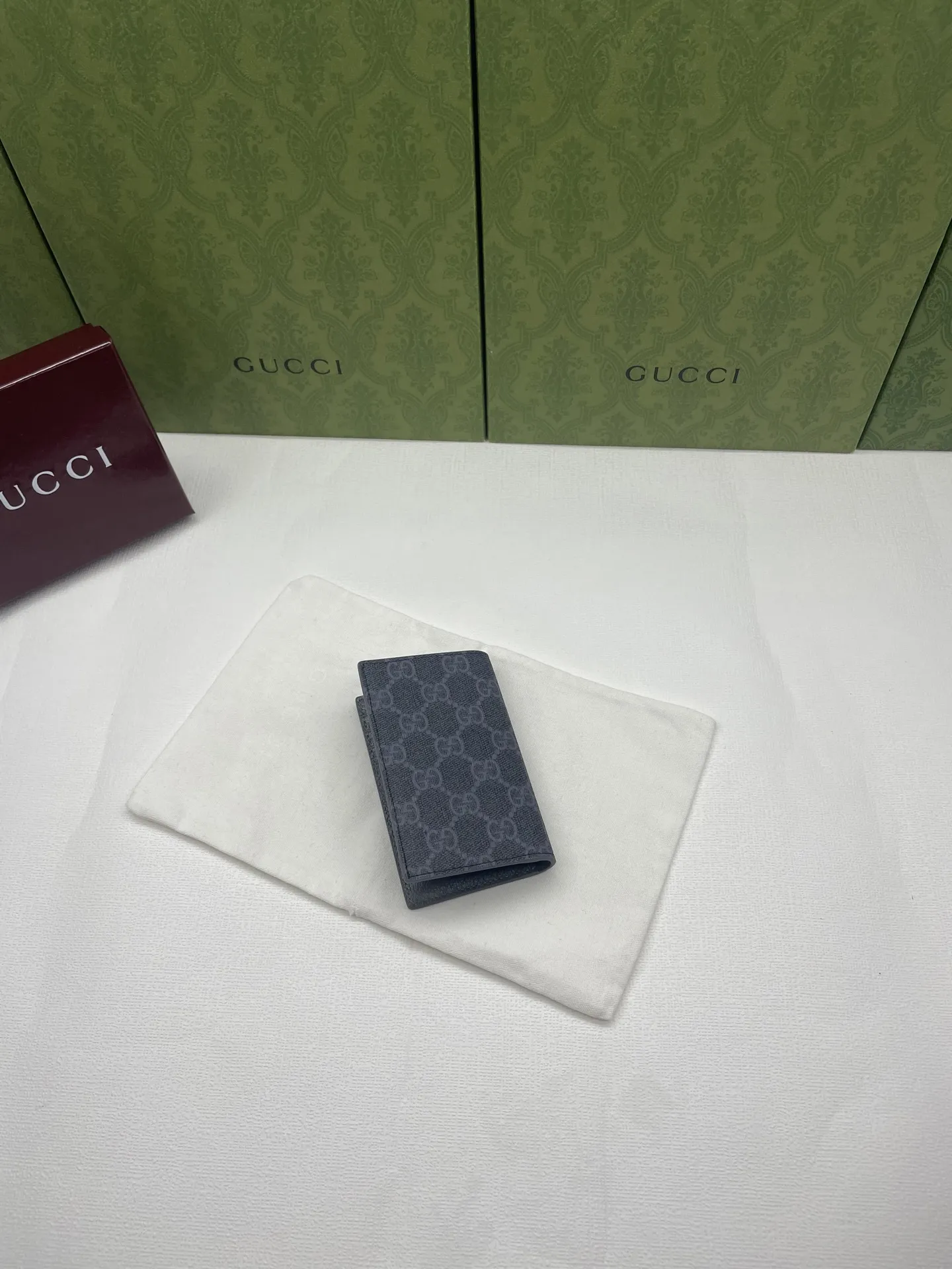 Alternative view of Gucci Wallets & Purse-40