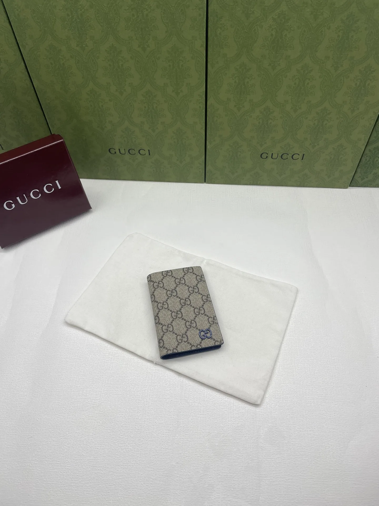 Gucci Wallets & Purse-41