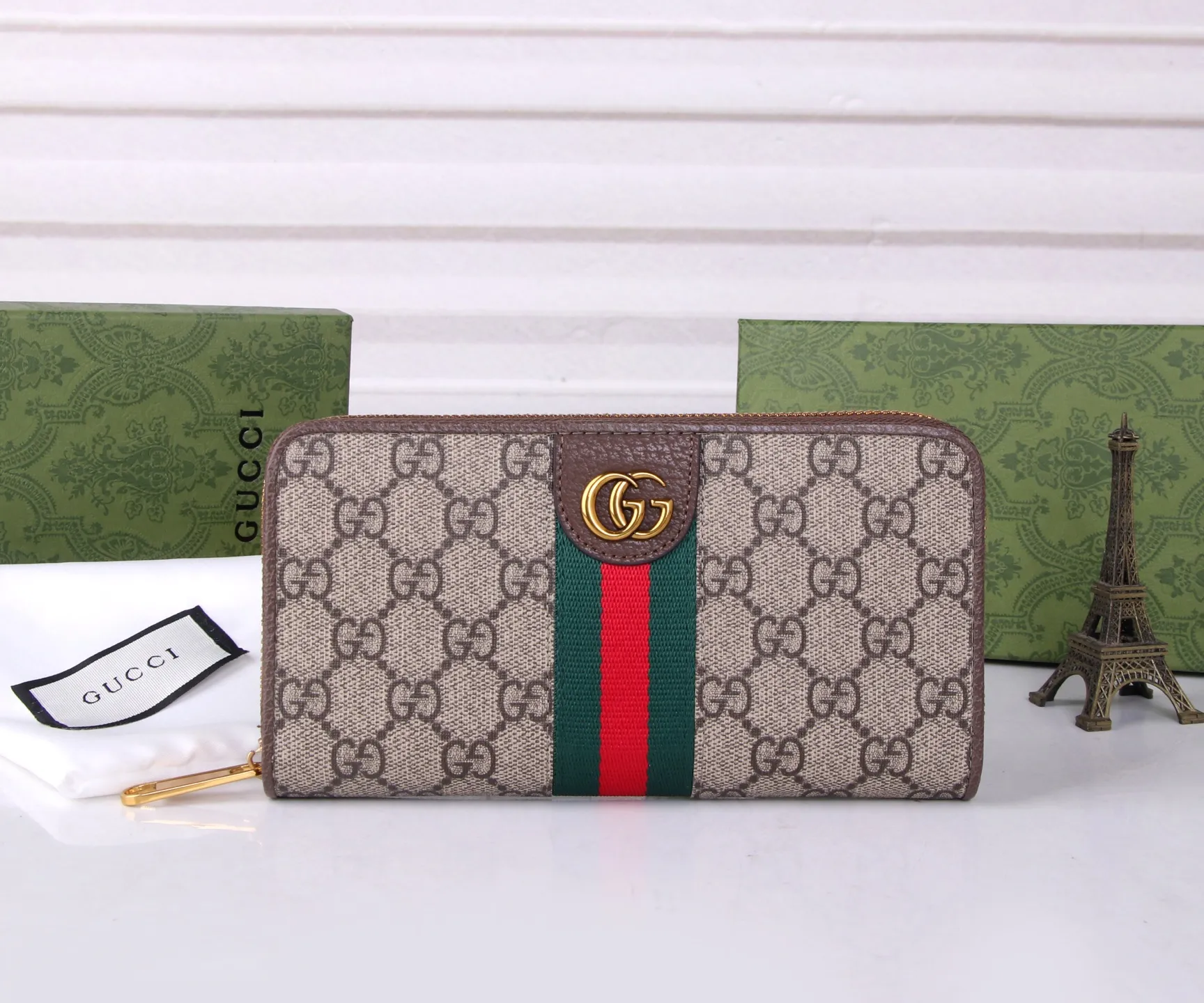 Gucci Wallets & Purse-51