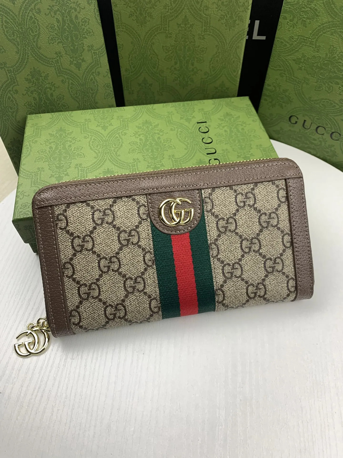 Gucci Wallets & Purse-63