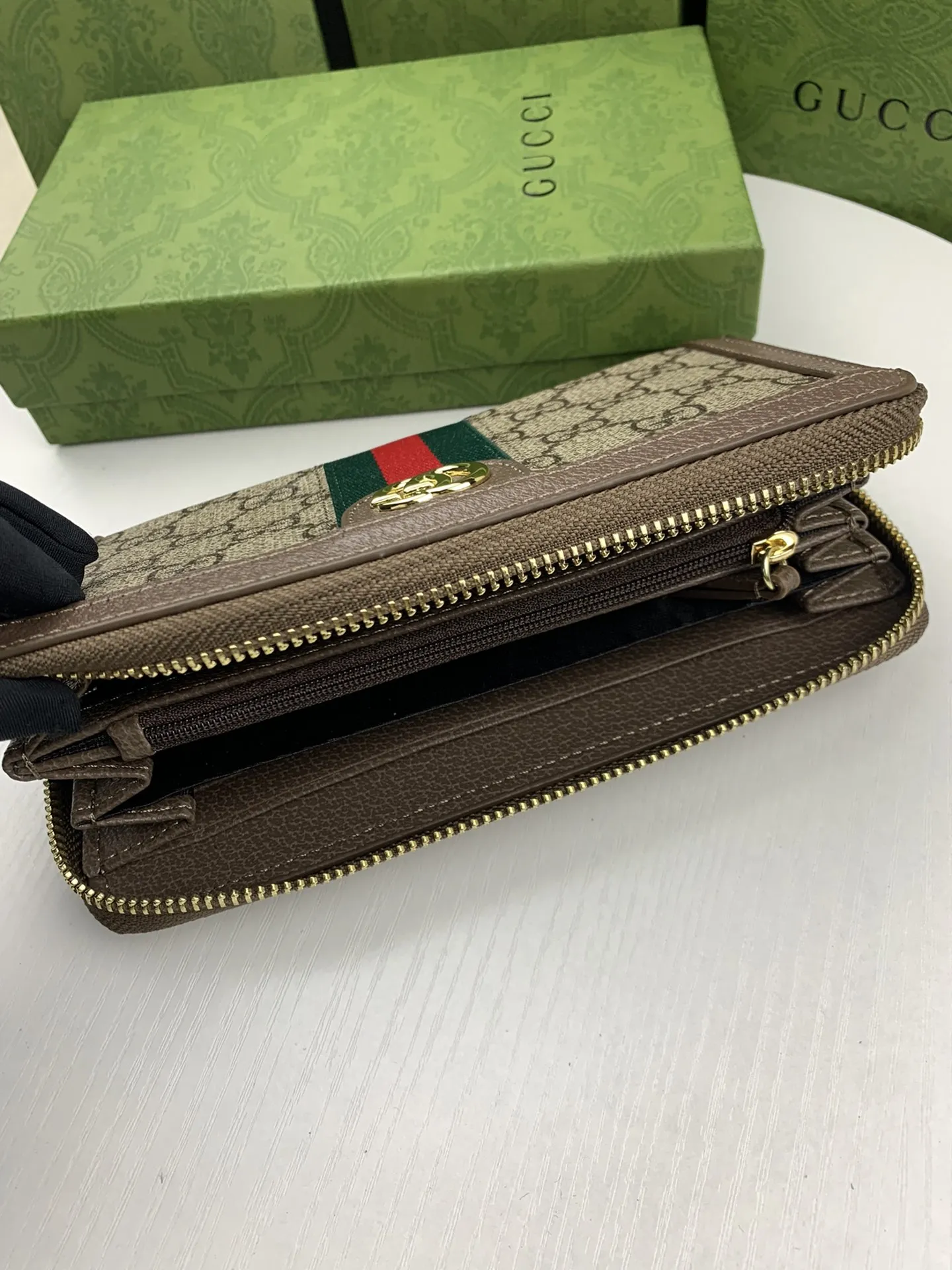 Gucci Wallets & Purse-63 - Image 3