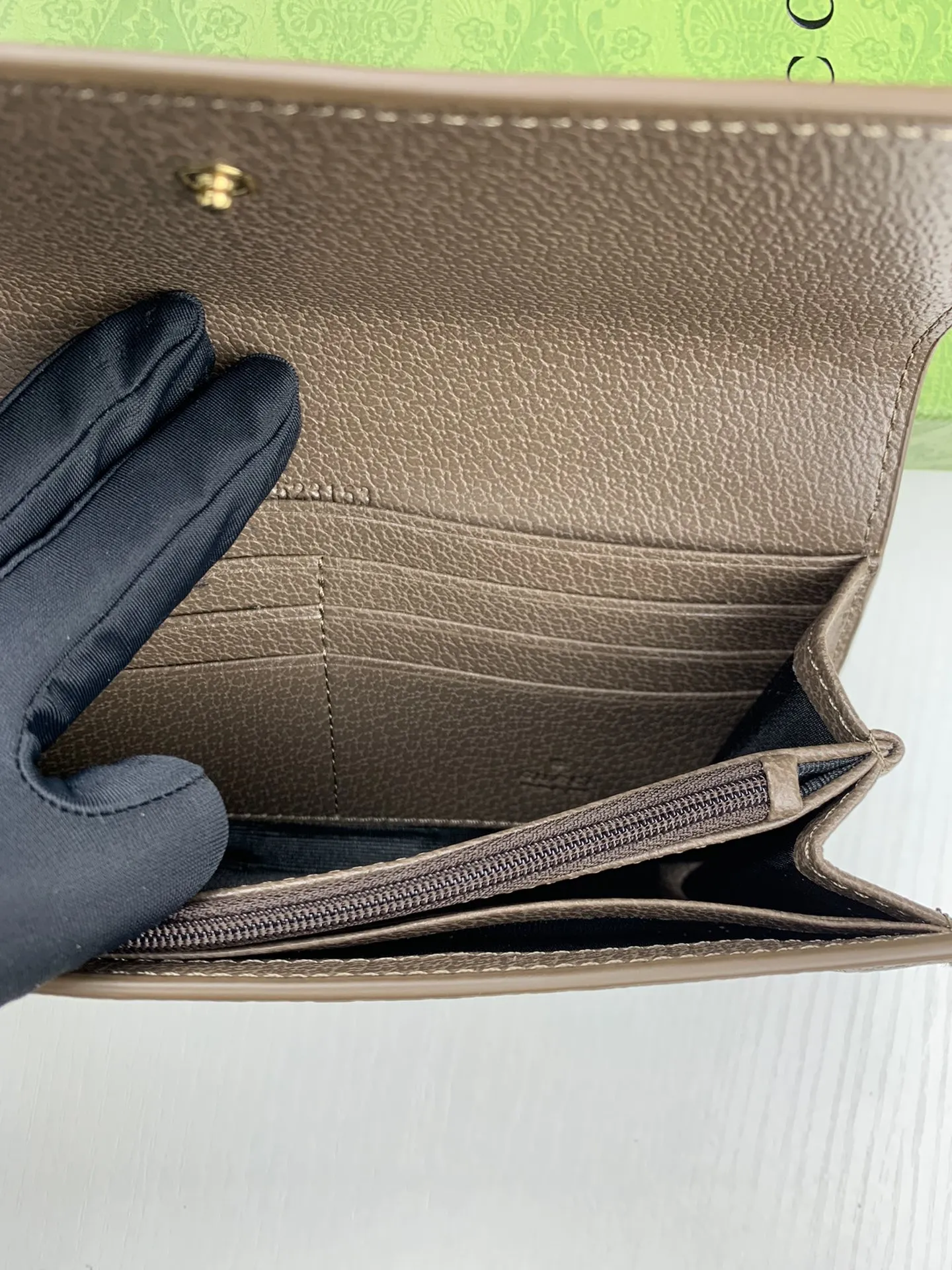 Gucci Wallets & Purse-64 - Image 6
