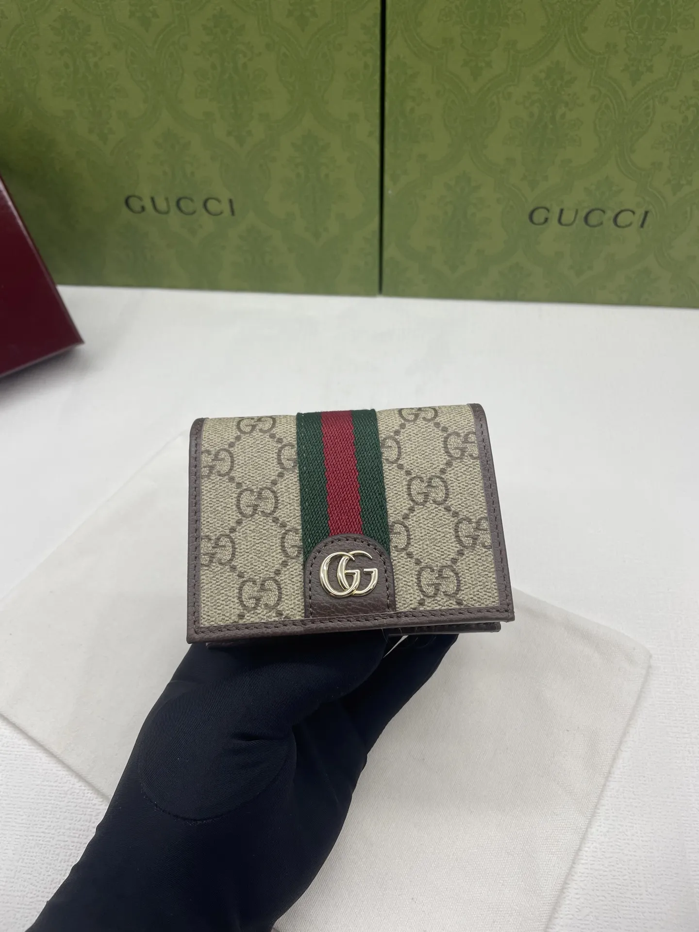 Gucci Wallets & Purse-73 - Image 3