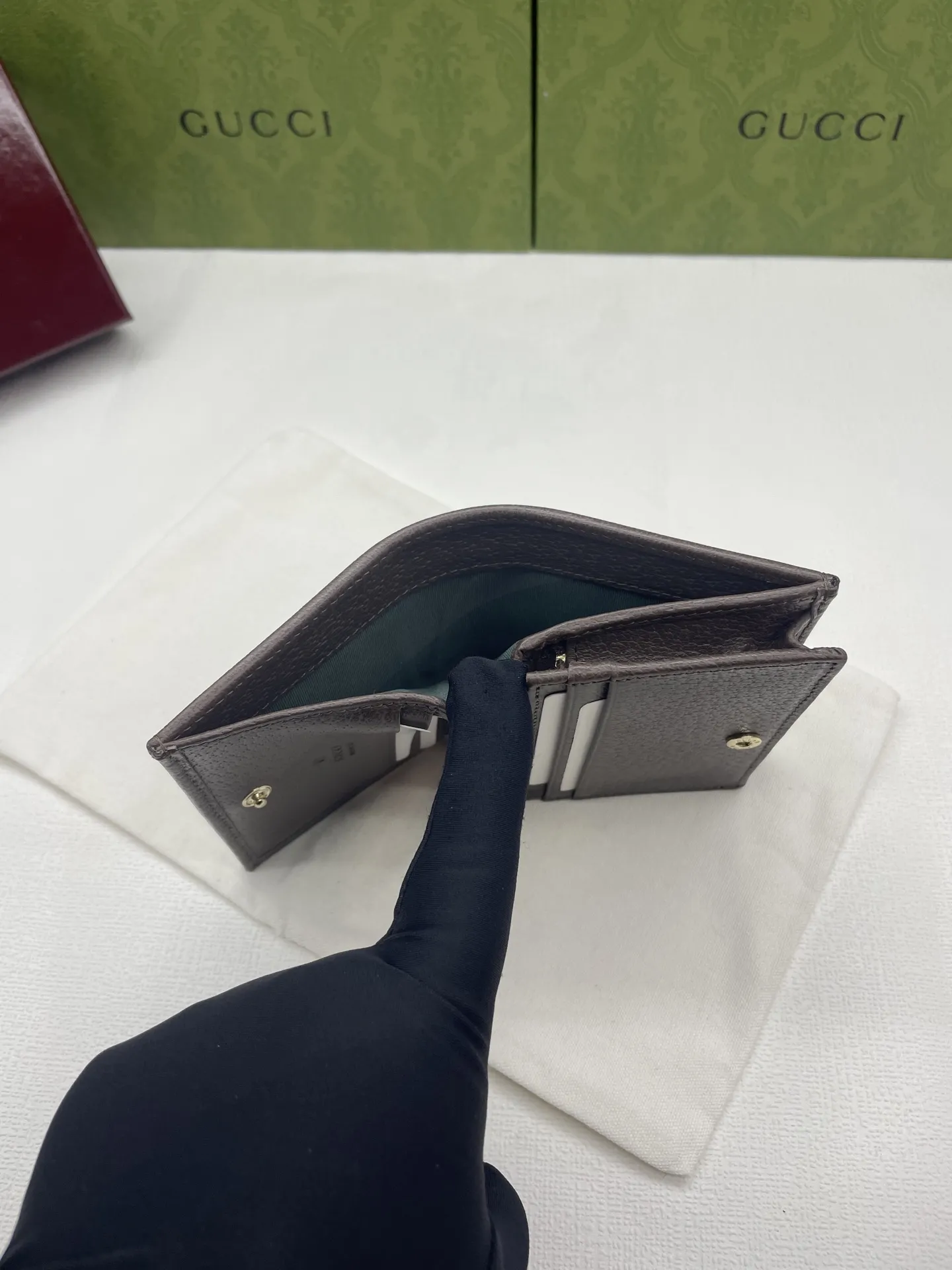 Gucci Wallets & Purse-73 - Image 8