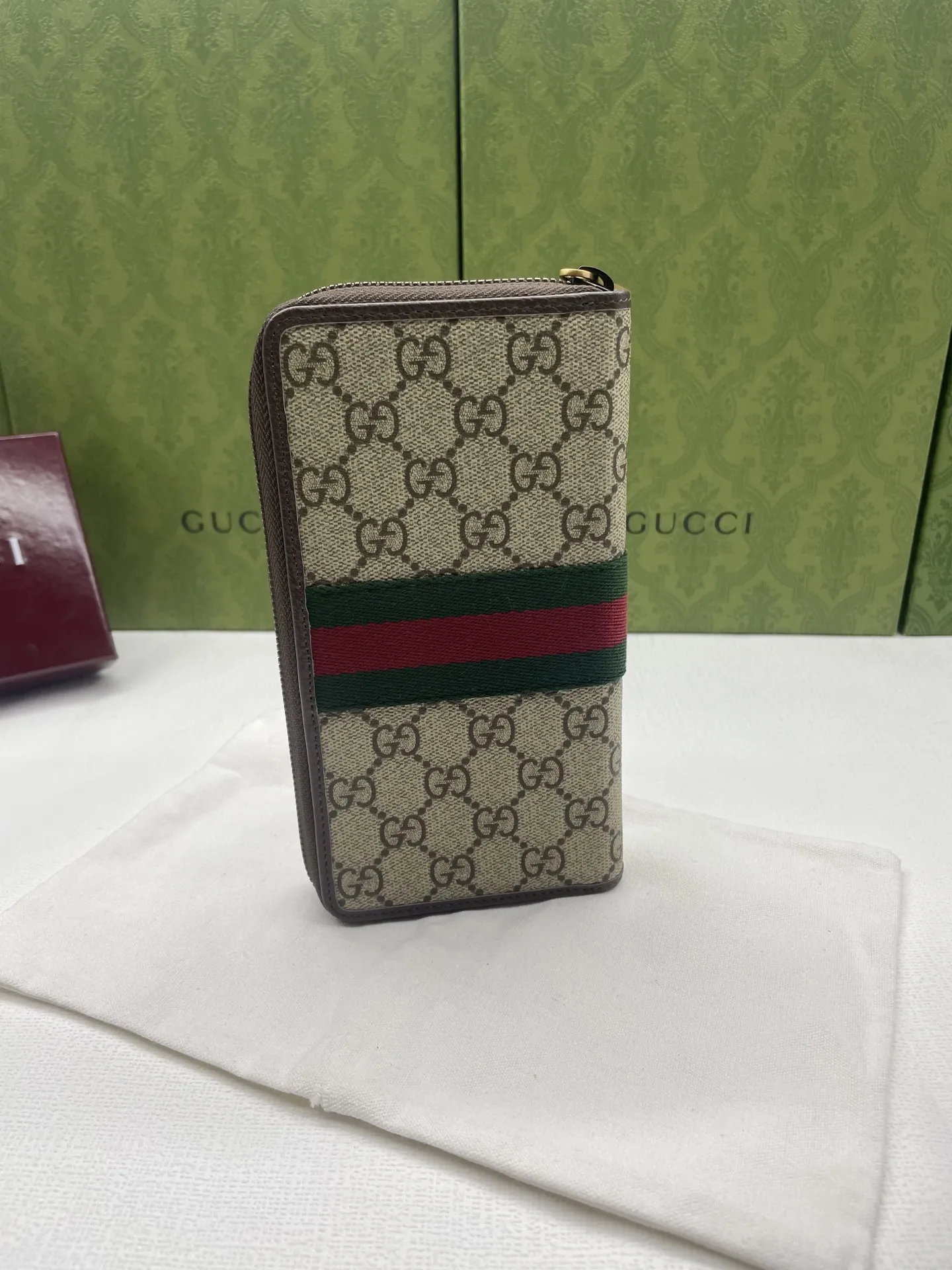 Alternative view of Gucci Wallets & Purse-77