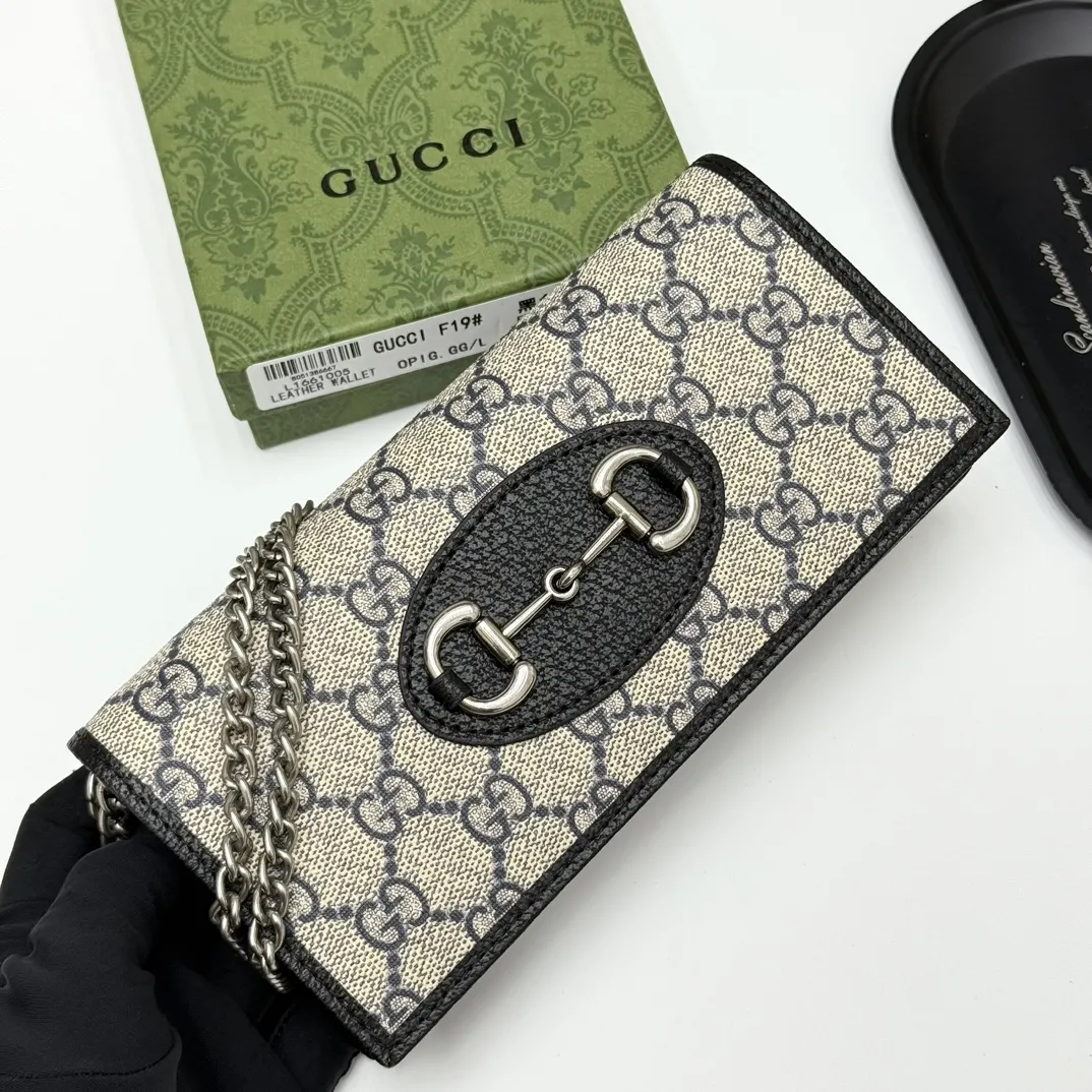 Gucci Wallets & Purse-100 - Image 3