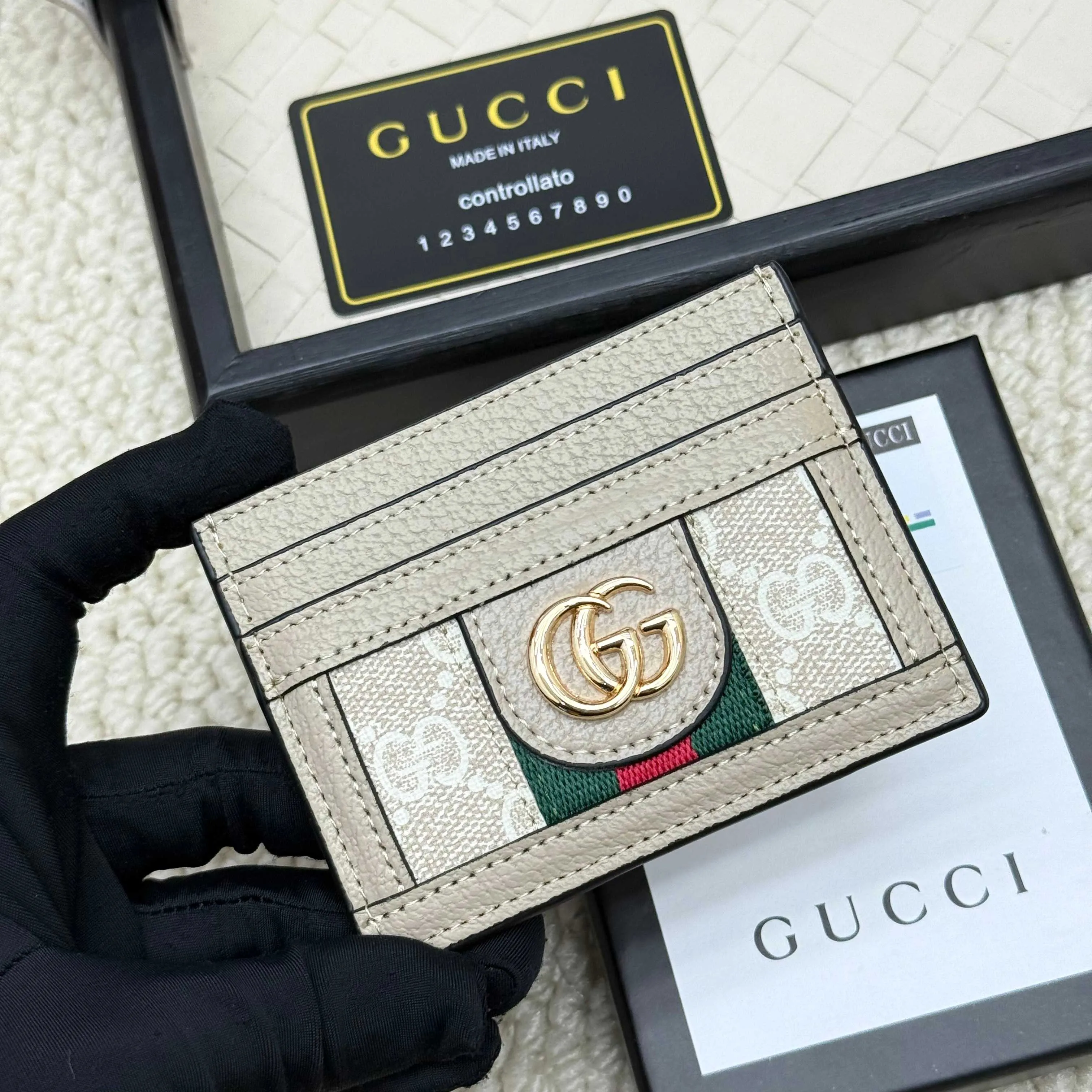 Alternative view of Gucci Wallets & Purse-105