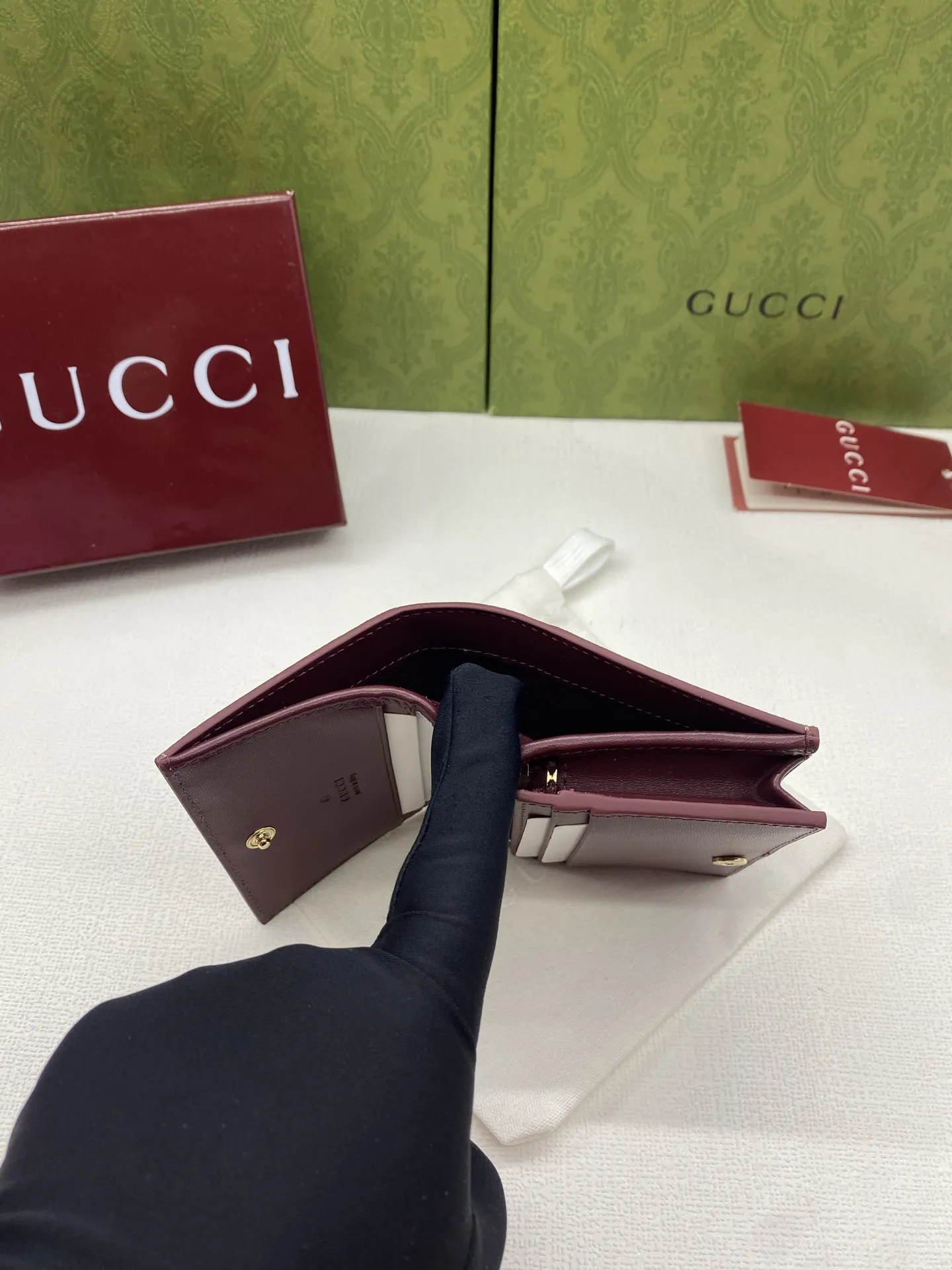 Gucci Wallets & Purse-111 - Image 7