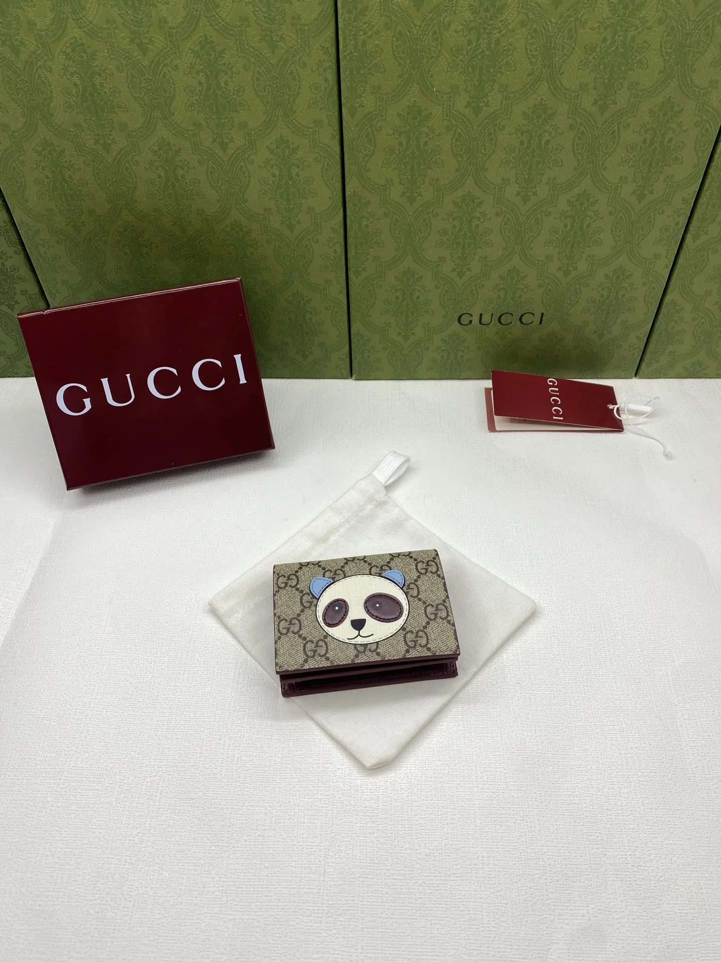 Gucci Wallets & Purse-114