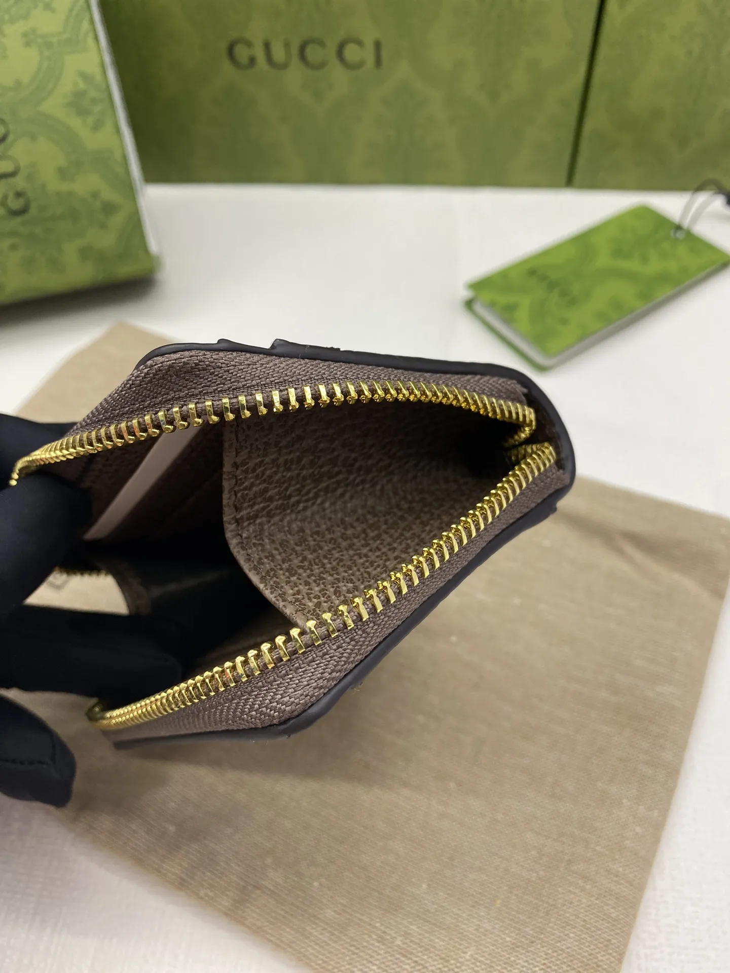 Gucci Wallets & Purse-119 - Image 8