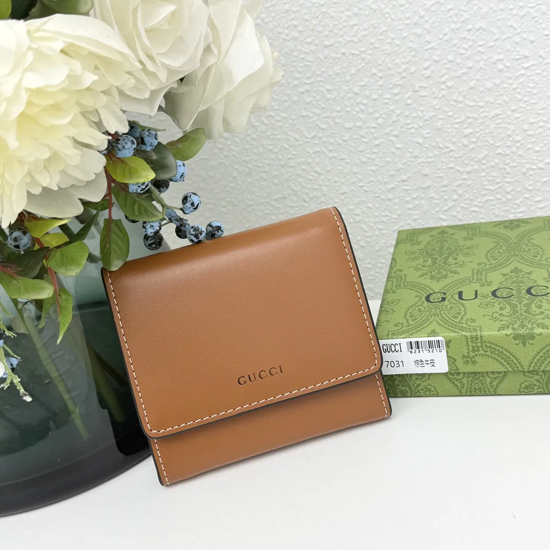 Gucci Wallets & Purse-124