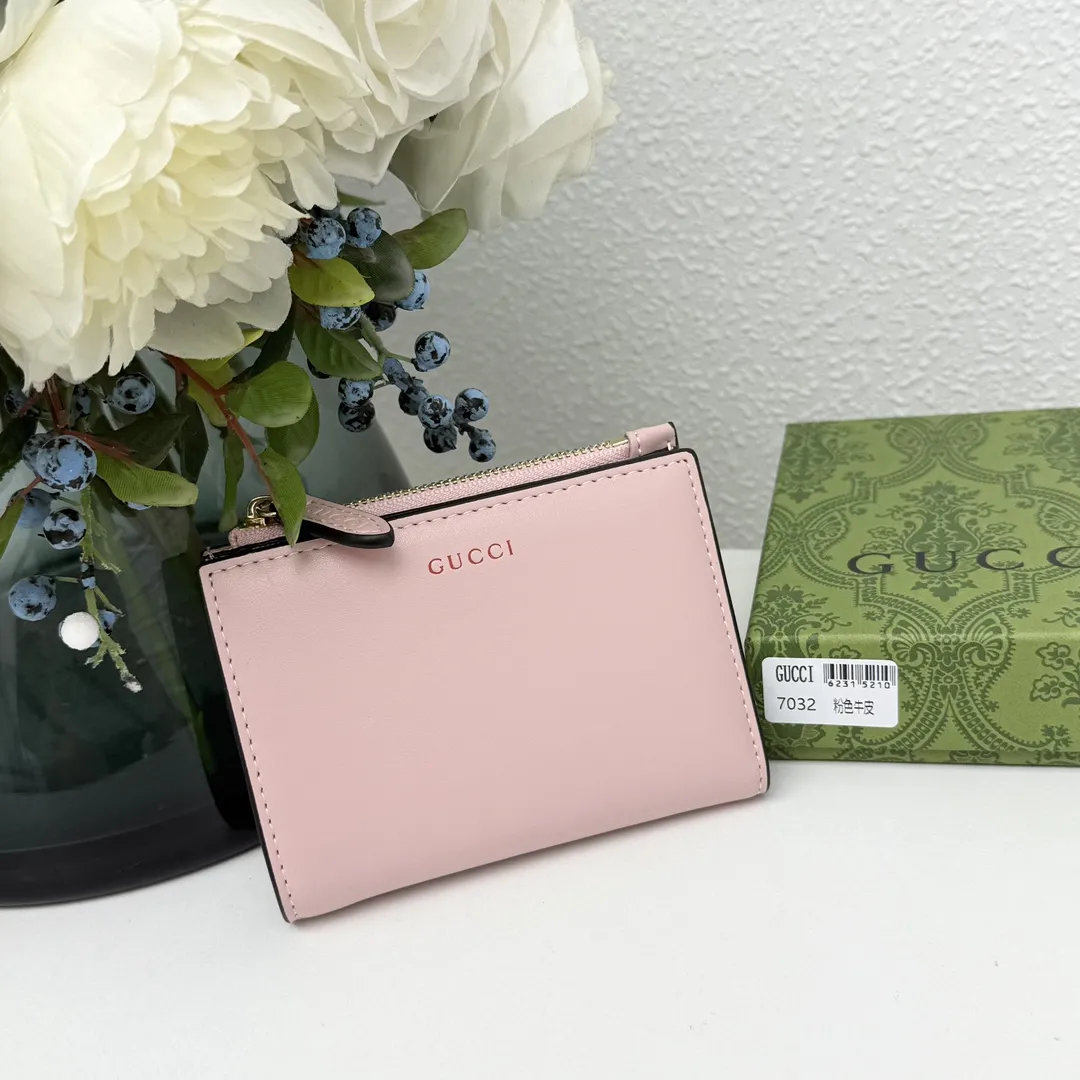 Gucci Wallets & Purse-128