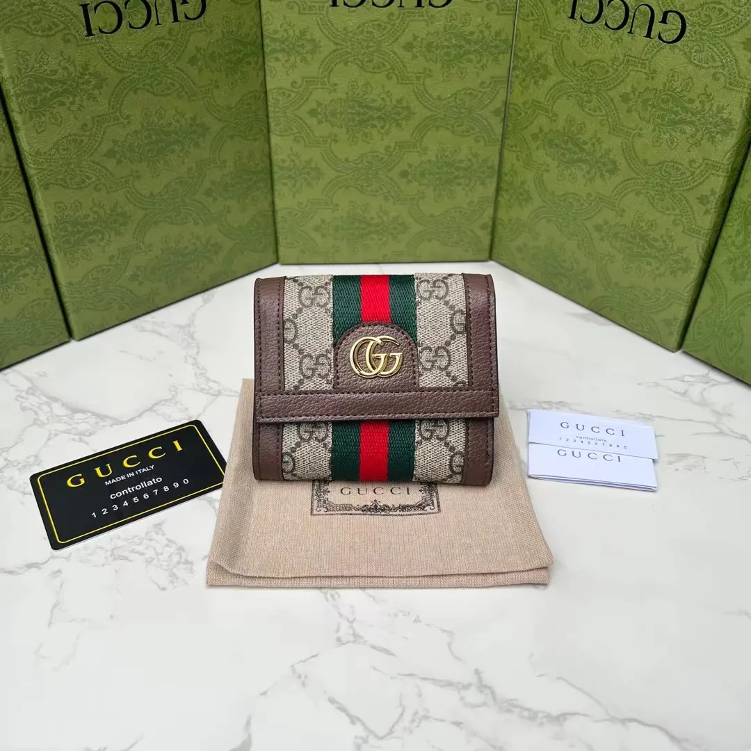 Gucci Wallets & Purse-142