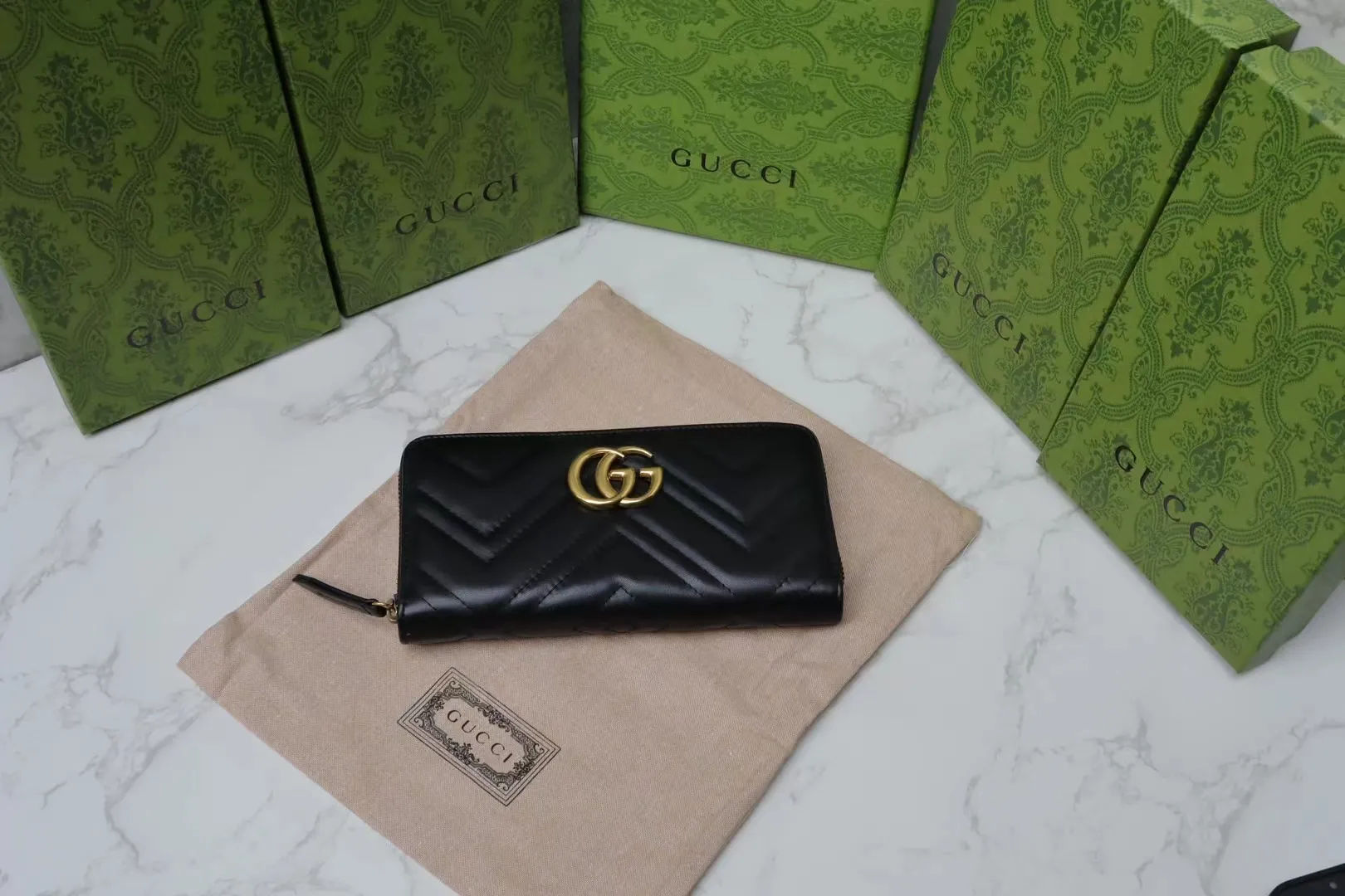 Gucci Wallets & Purse-145