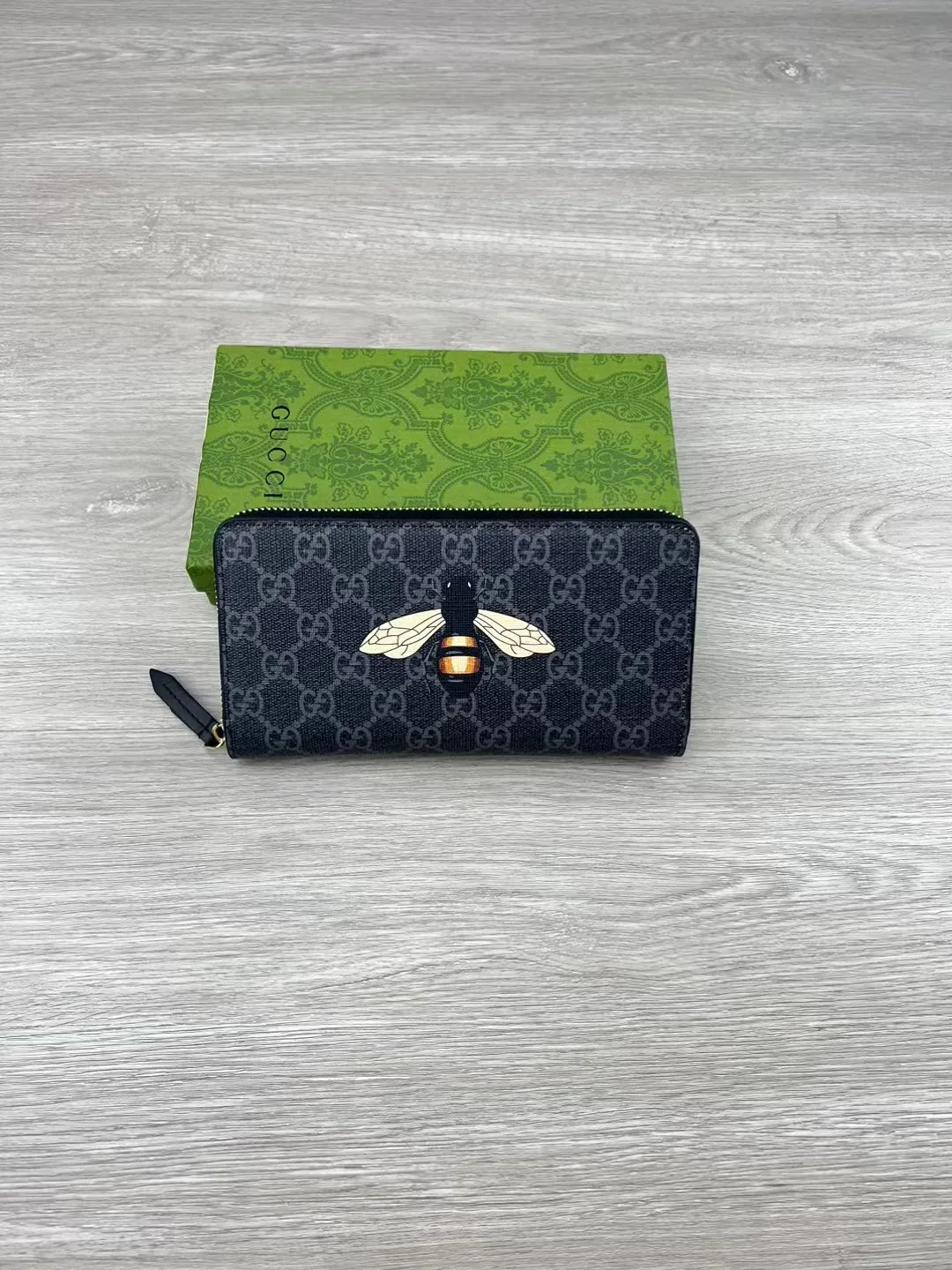 Gucci Wallets & Purse-151
