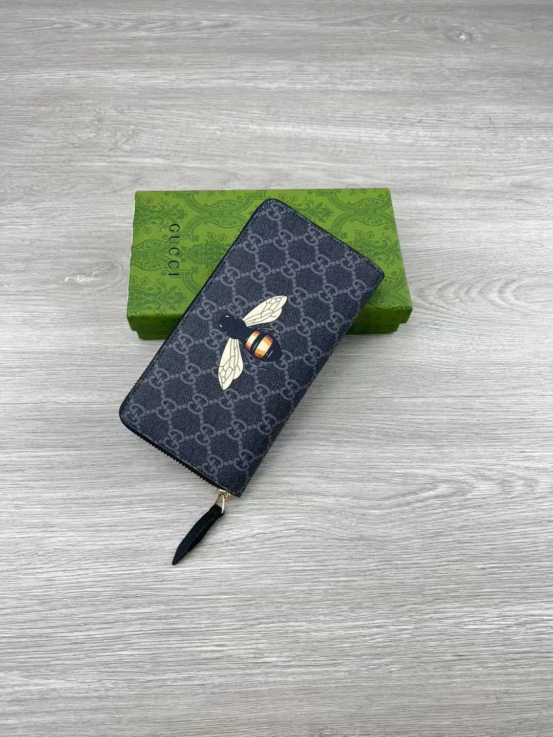 Alternative view of Gucci Wallets & Purse-151