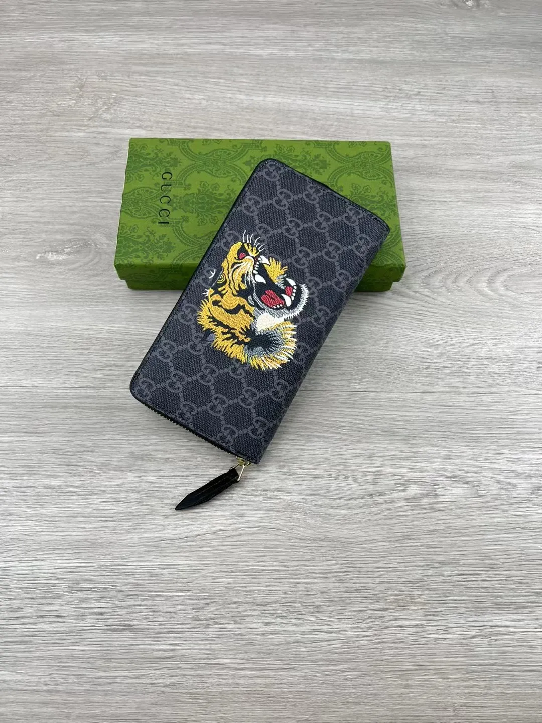 Alternative view of Gucci Wallets & Purse-155