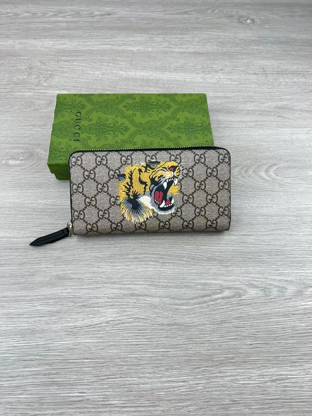 Gucci Wallets & Purse-156