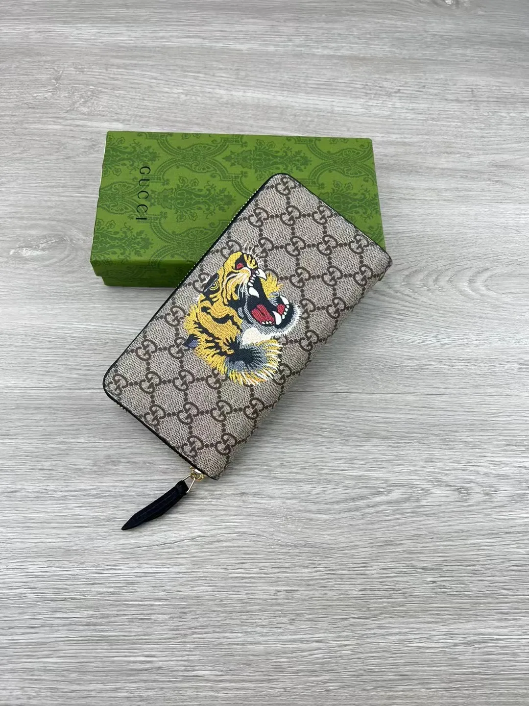 Alternative view of Gucci Wallets & Purse-156