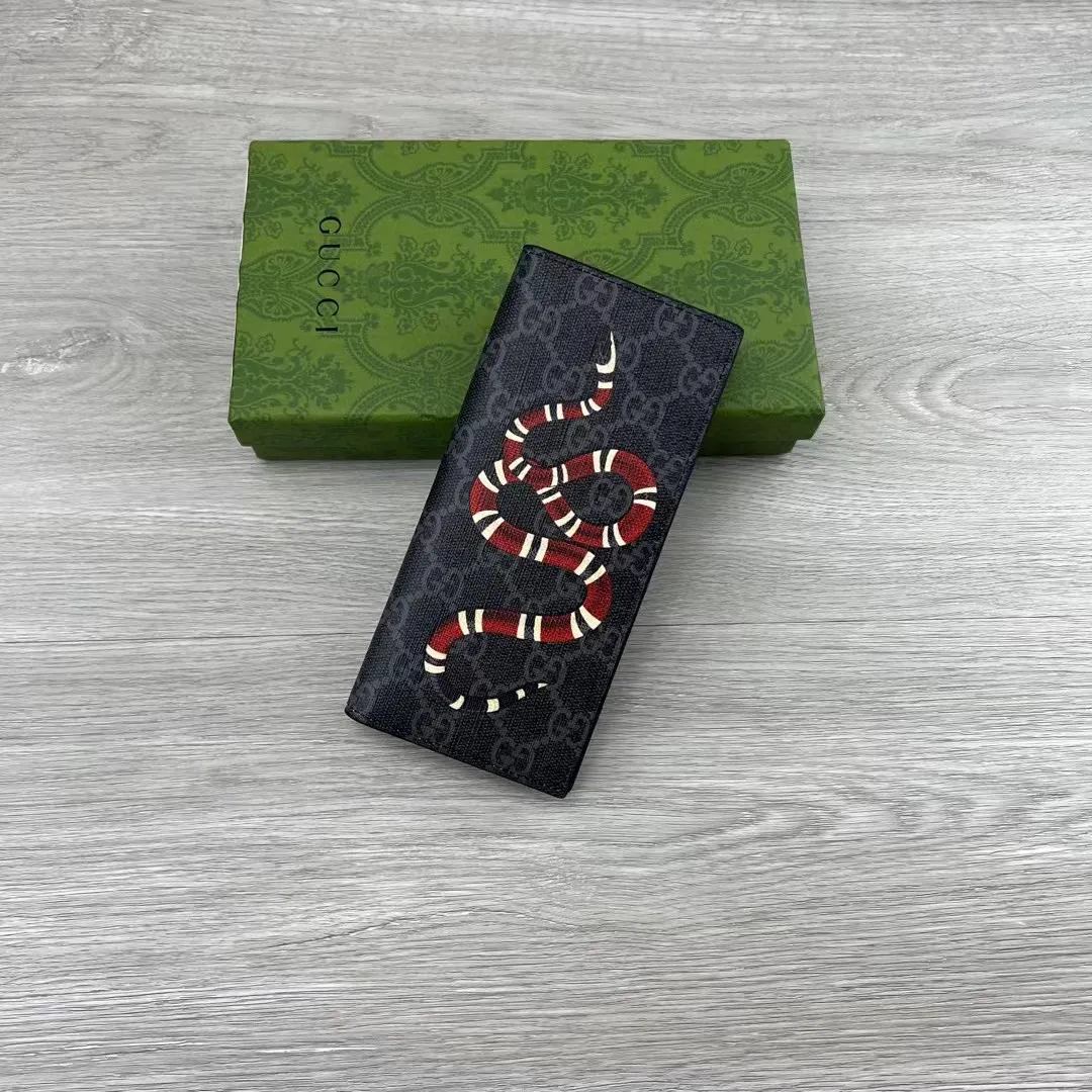 Gucci Wallets & Purse-157