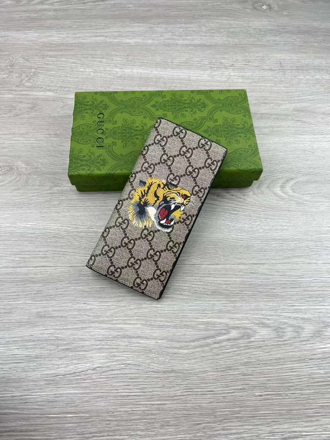 Gucci Wallets & Purse-160